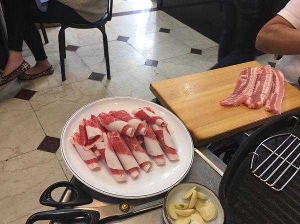 大韓民国 (韓国)「韓国旅行」の写真：旅は足で楽しもう🚶‍♀️笑
歩いて食べて...