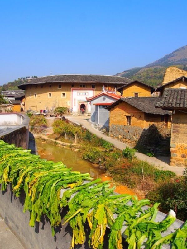 中国・廈門「中国福建省　世界遺産の永定土楼とコロンス島へ」の写真：永定土楼
アモイからバスに揺られて数時間...