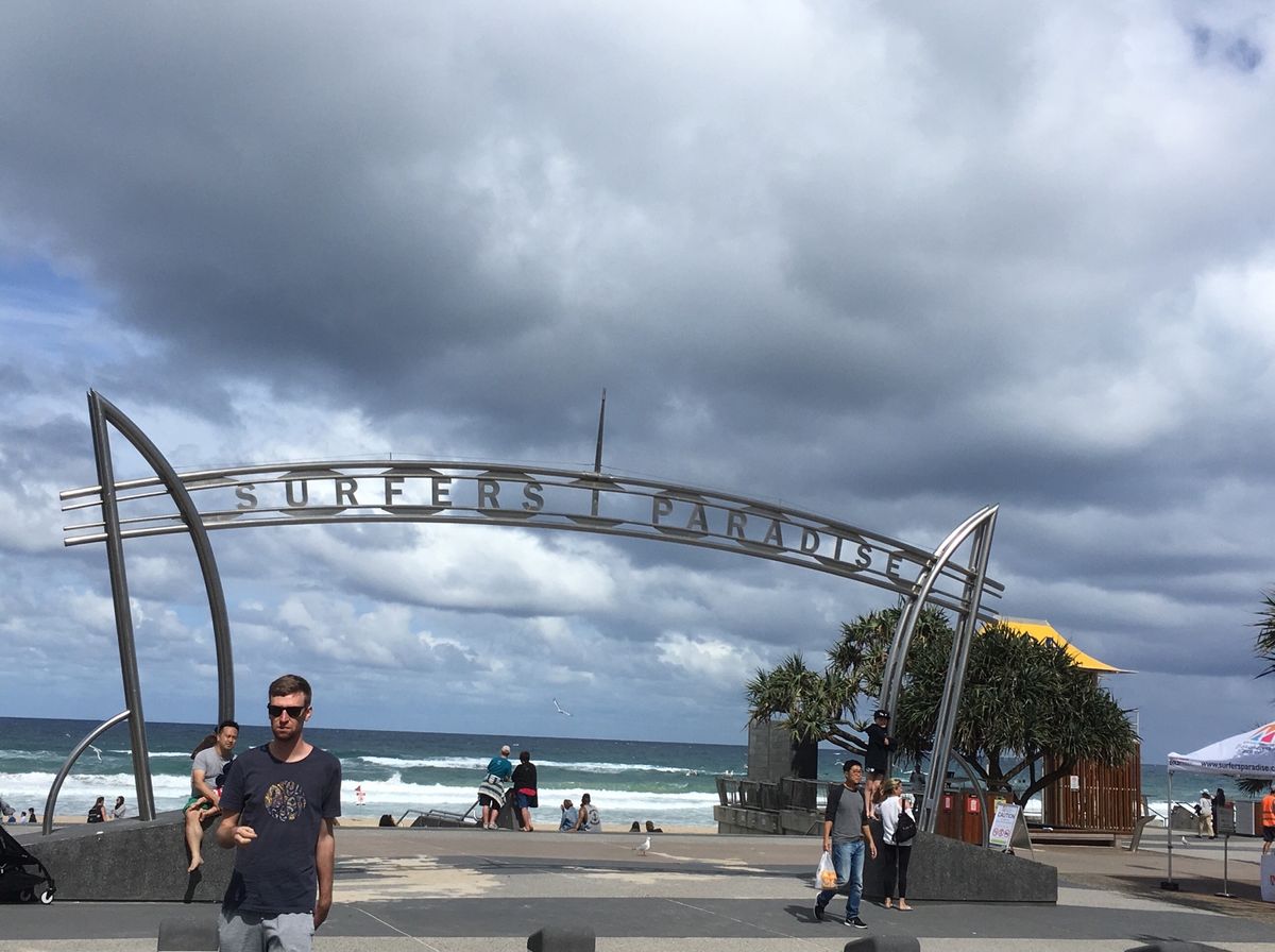 ホテルからトラムでサーファーズパラダイスへGO‼︎🚋