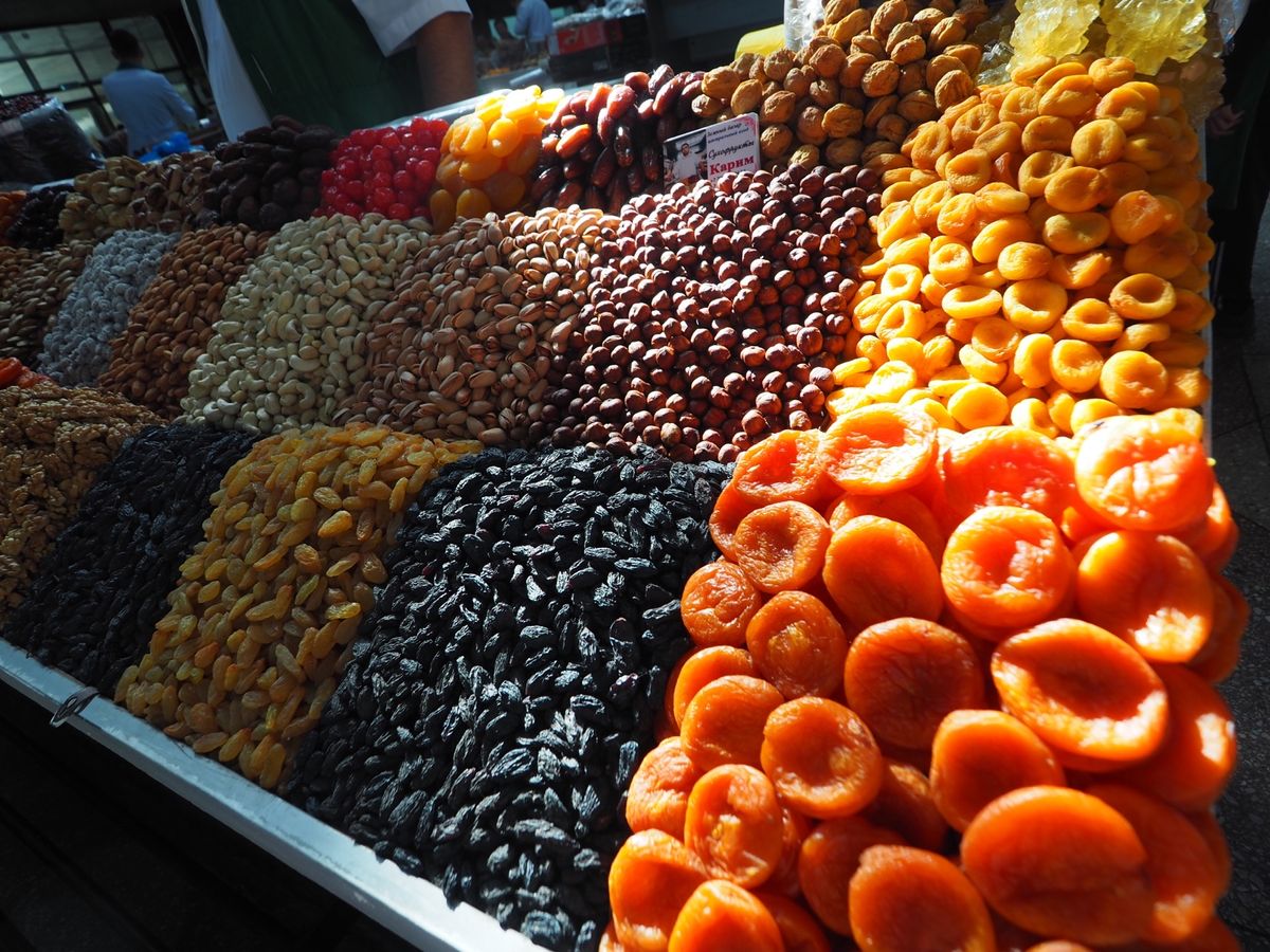 アルマトイ 
街から30キロほど郊外の山中に佇むビッグアルマトイ レイク
...