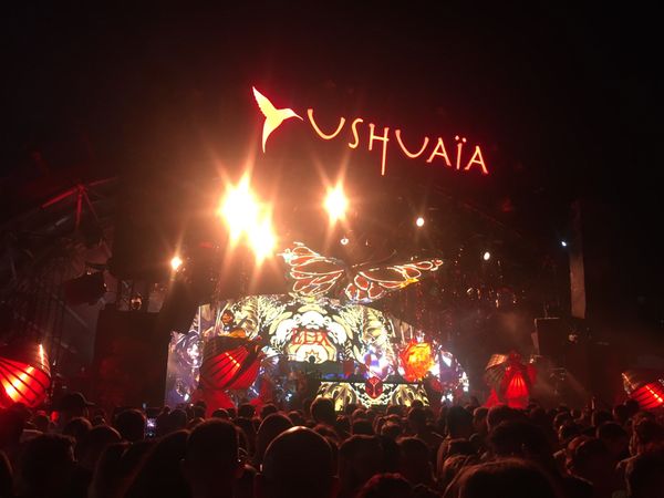 スペイン・バルセロナ「イビザ島パーティー三昧」の写真