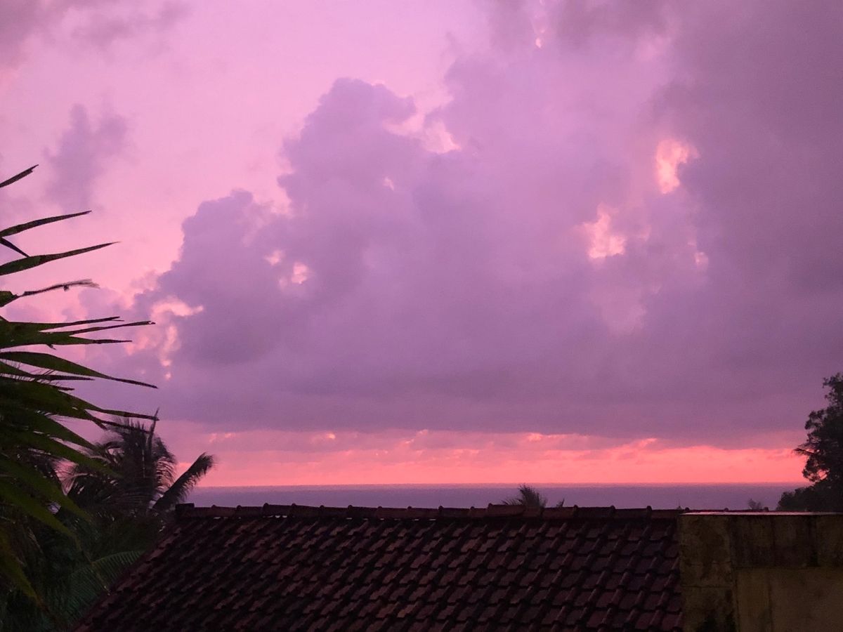 ジョグジャカルタの南の海沿いの宿
インド洋の夕焼けはキレイだった