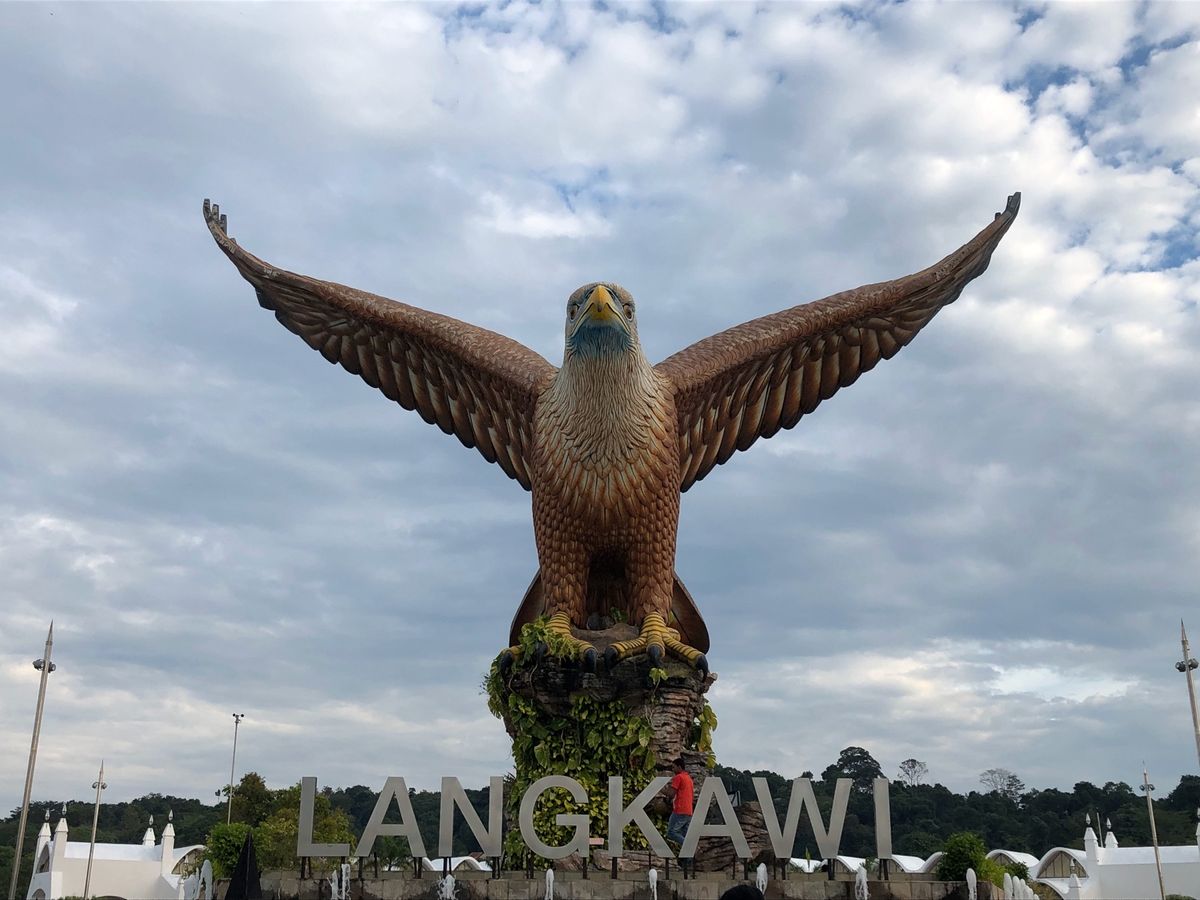 ブキッビンタンで現地集合して年越し
年が明けたらそれぞれ別の目的地へ