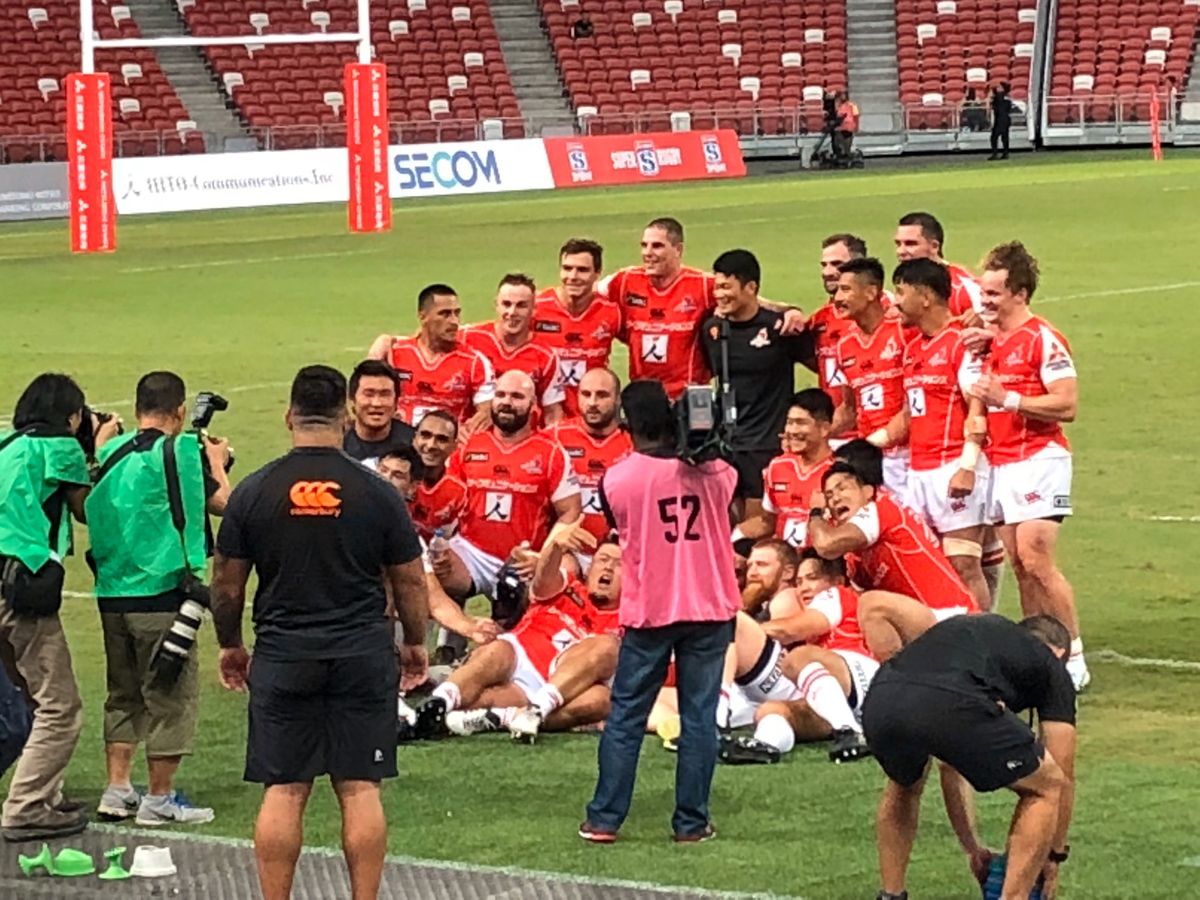 スーパーラグビー観戦
シンガポールの地で勝利！