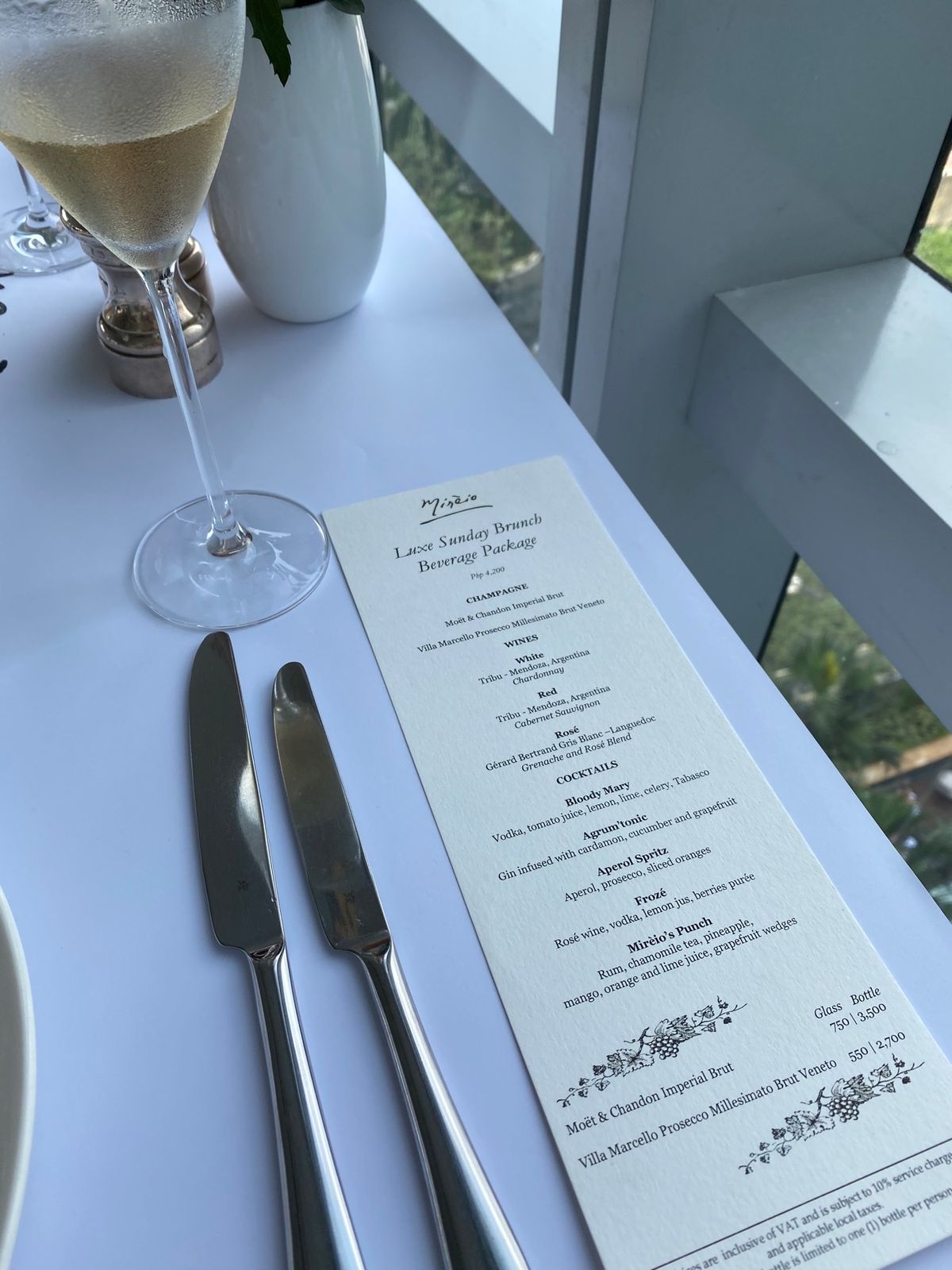 ラッフルズホテルのサンデーブランチ