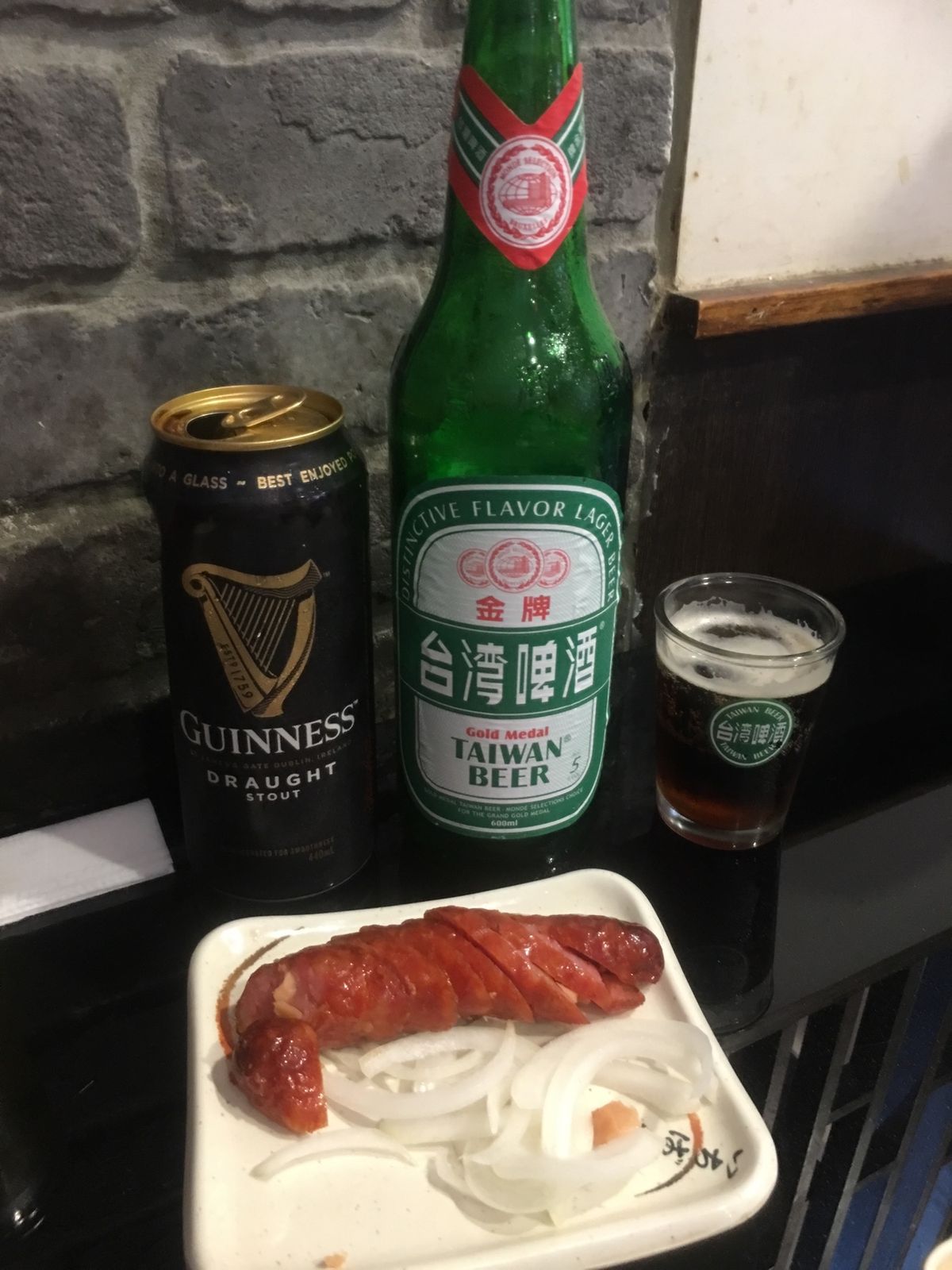 大好きなガチョウ肉の店と台湾ビールとからすみ