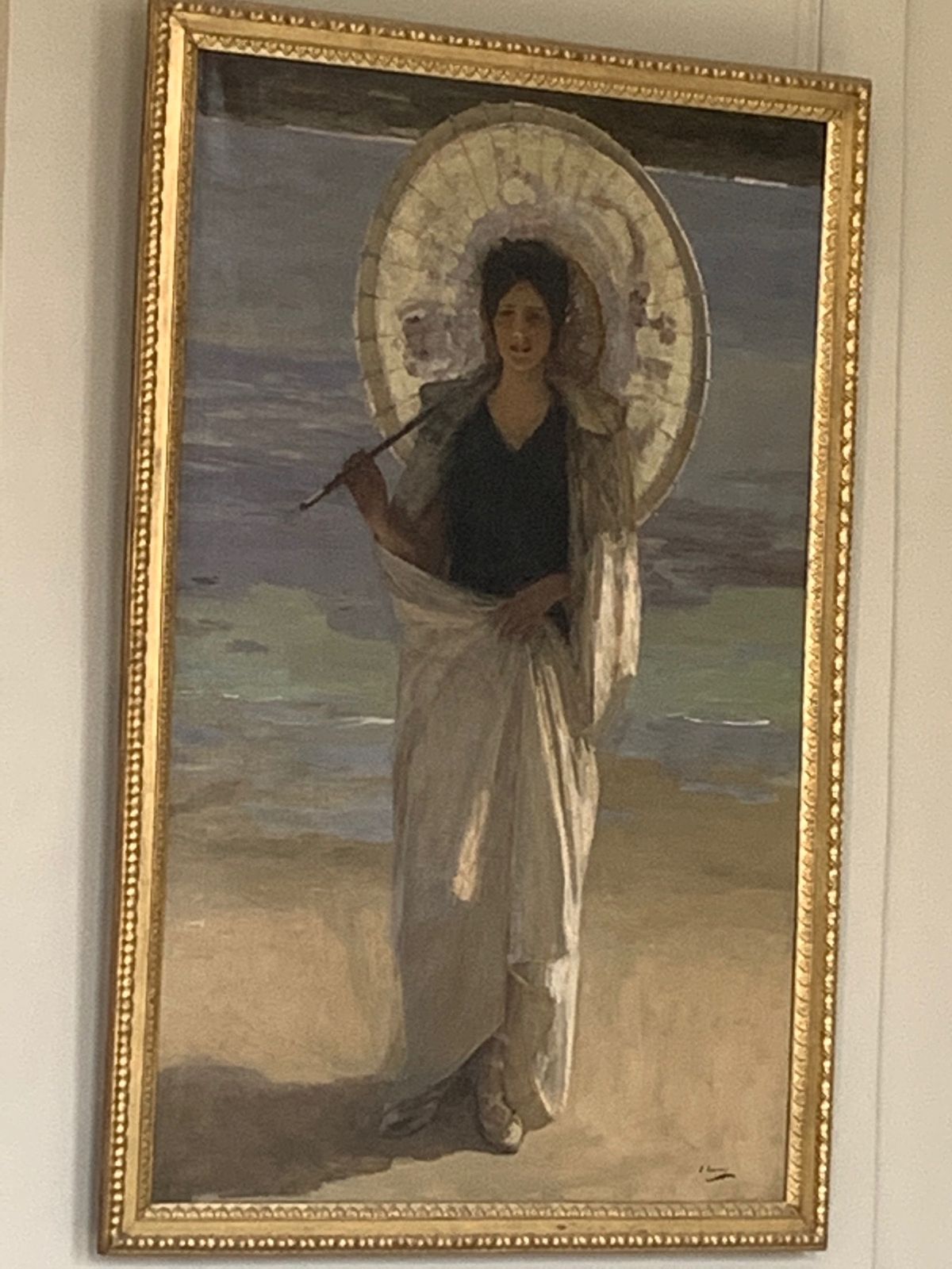 ロダン美術館。
オルセー美術館から近く徒歩で5分？くらいでした。
初めて行...