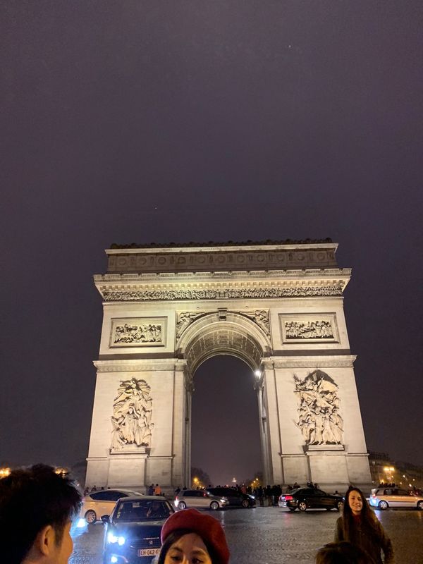 フランス「パリ旅行」の写真：   シャンゼリゼ通り！
クリスマス仕様...