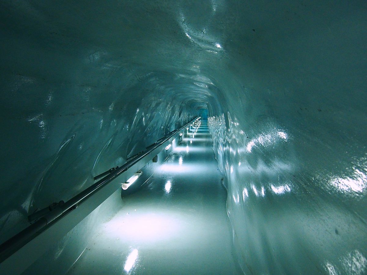 ユングフラウヨッホ
ユングフラウ、アイガー、メンヒといったアルプスを代表す...