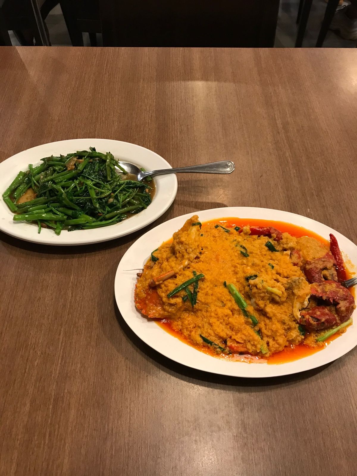 バーンカニタのランチ、ソンブーンのプーパッポンカレー、トンロー駅近くの屋台...