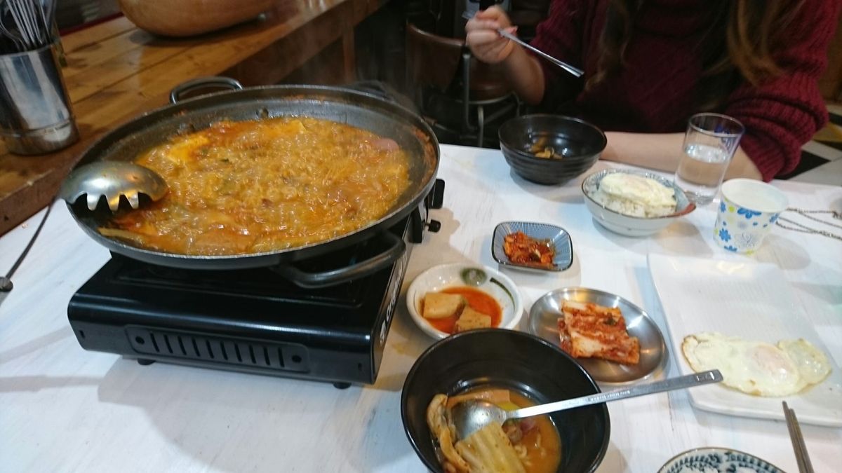 よく分からずにとりあえず注文💡
大概辛い笑笑
でも、美味しかった〜❣️
早...