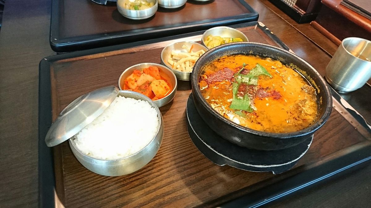 よく分からずにとりあえず注文💡
大概辛い笑笑
でも、美味しかった〜❣️
早...