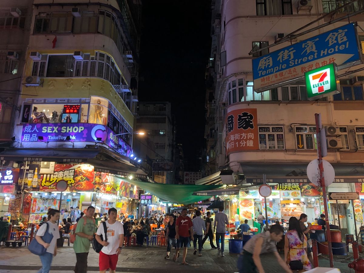 国際発表のため