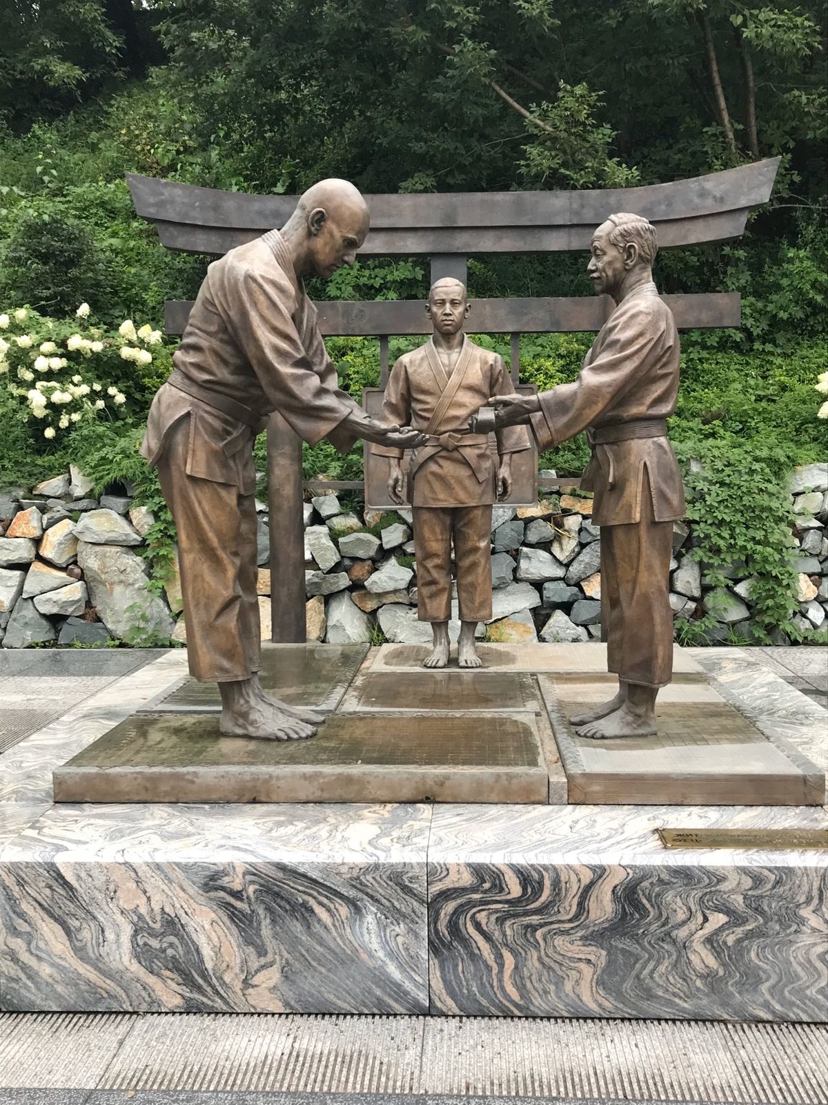 左から
おなじみのI love New York の各地域バージョン。
я...