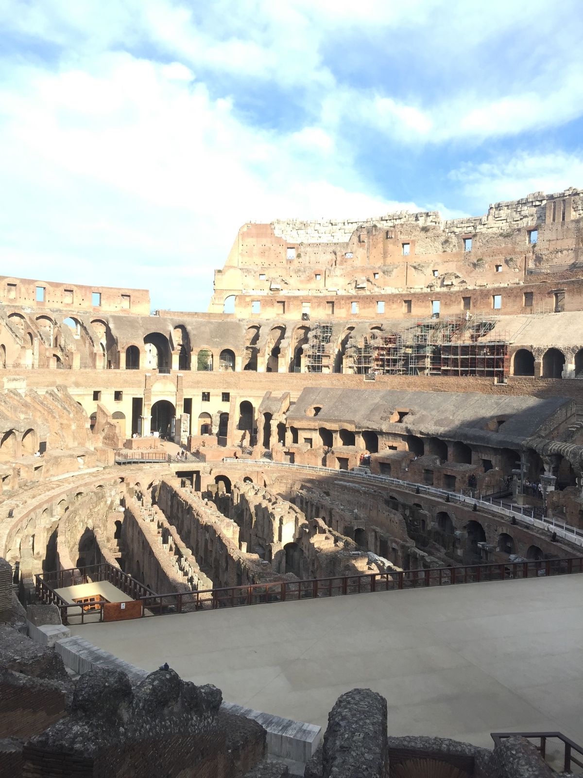 ローマ　コルッセオなど