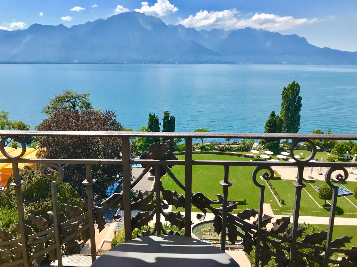 モントルー
ション城、レマン湖、登山電車、フレディモニュメント。最高の街。