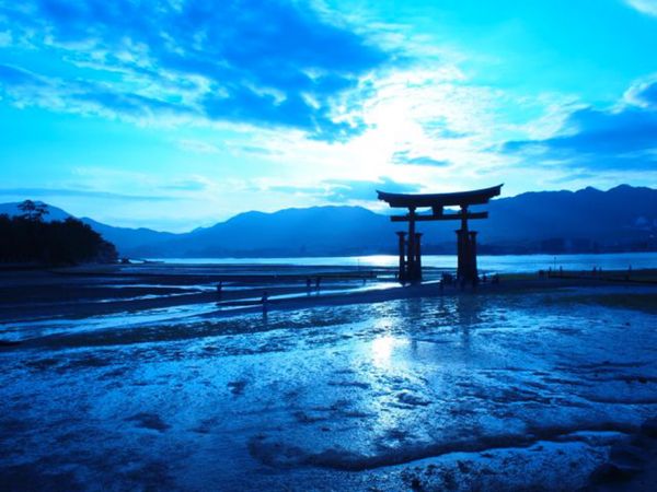 日本・宮島→広島→尾道「広島家族旅行」の写真