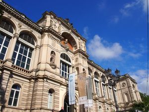 バーデンバーデン
ローマ帝国の時代から温泉地として栄えた由緒正しい温泉地で...