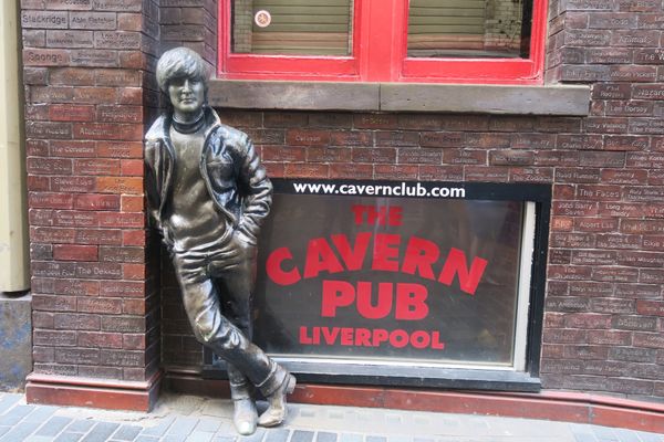 イギリス(英国)・リバプール「2019 England_liverpool」の写真：Beatles三昧。