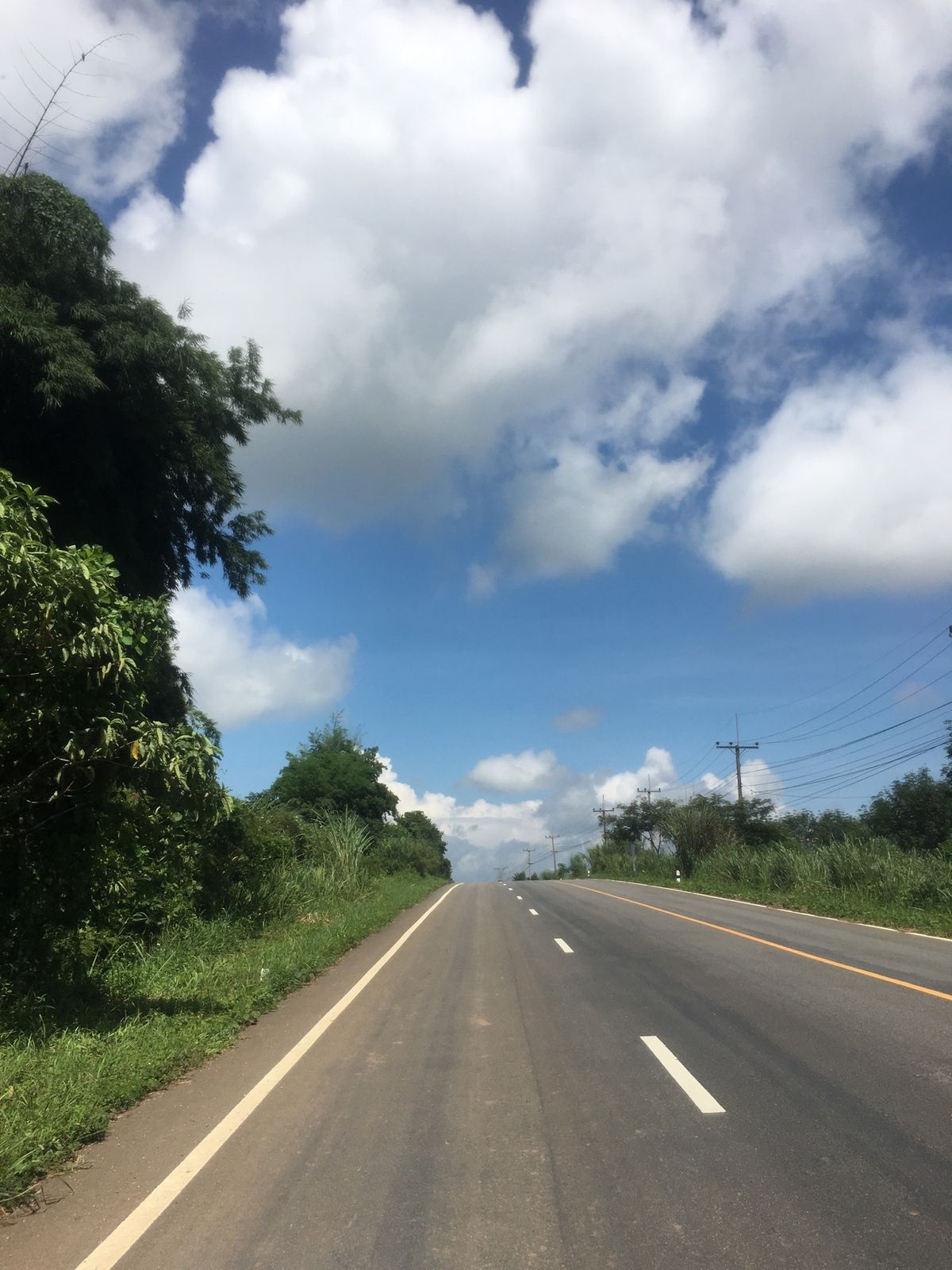 チェンセーンからミャンマーの国境までは約40km