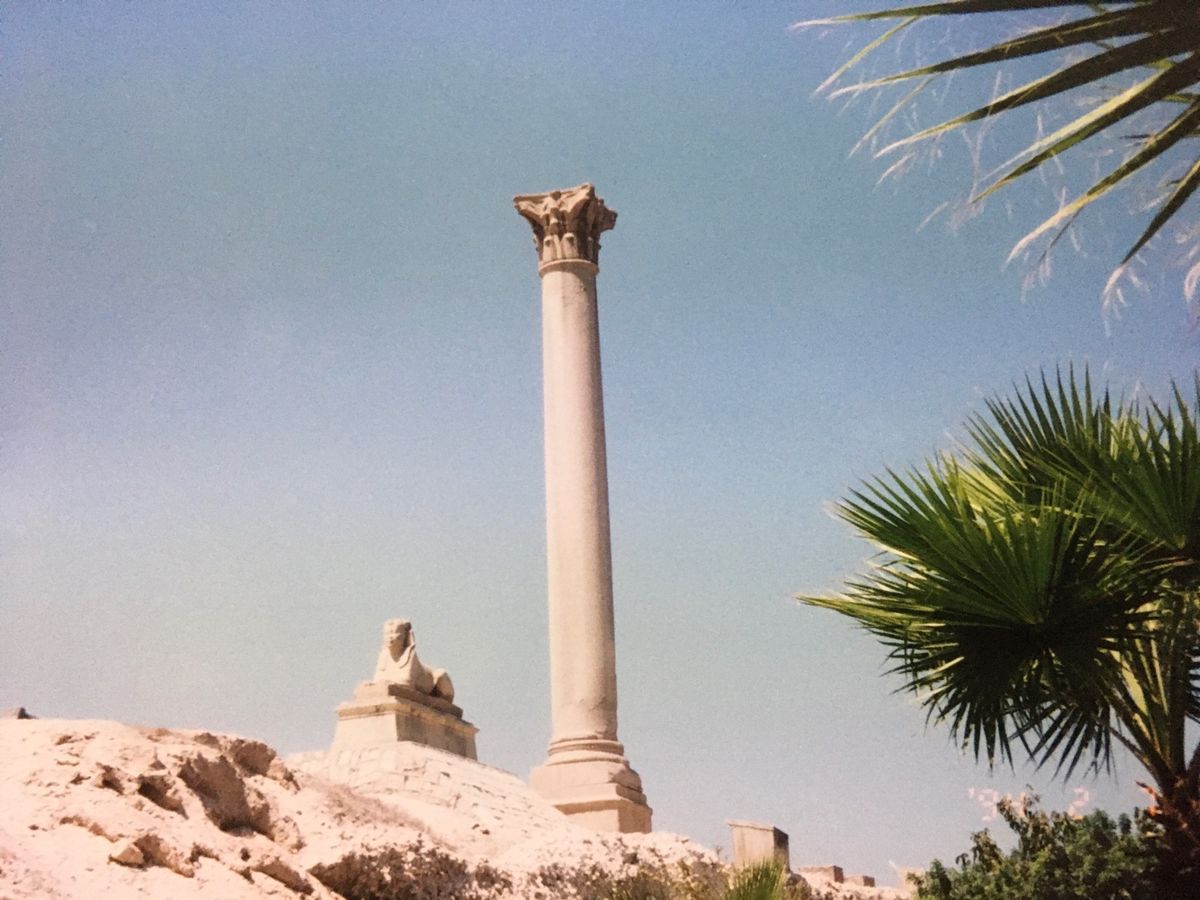 アレキサンドリア。2週間滞在したから思い出深い街。郵便局でぼったくられたり...