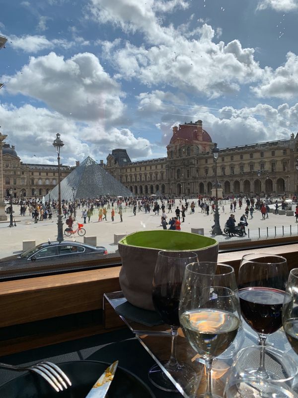 フランス・パリ「フランス出張✈︎ テレビ撮影編」の写真：✴︎バストロノムからのルーブル美術館
✴...