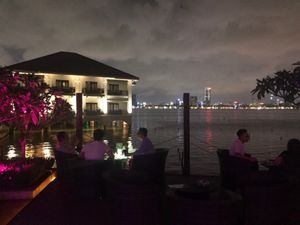✴︎まずはハノイビアーで乾杯！
✴︎人生イチ美味しいPHO THINのフォ...