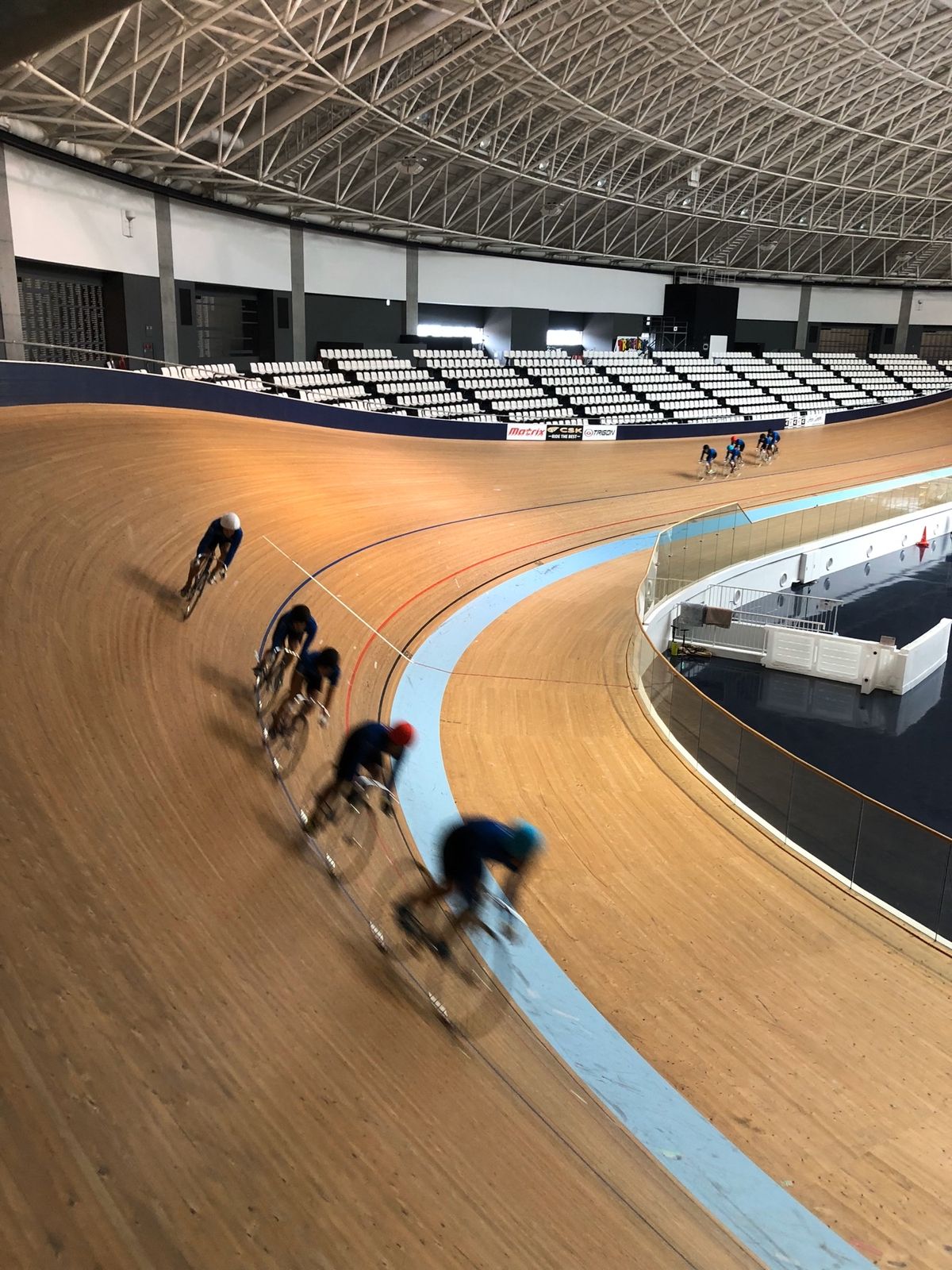 ２日目は、東京オリンピック自転車競技会場、伊豆ベロドロームを視察❗️