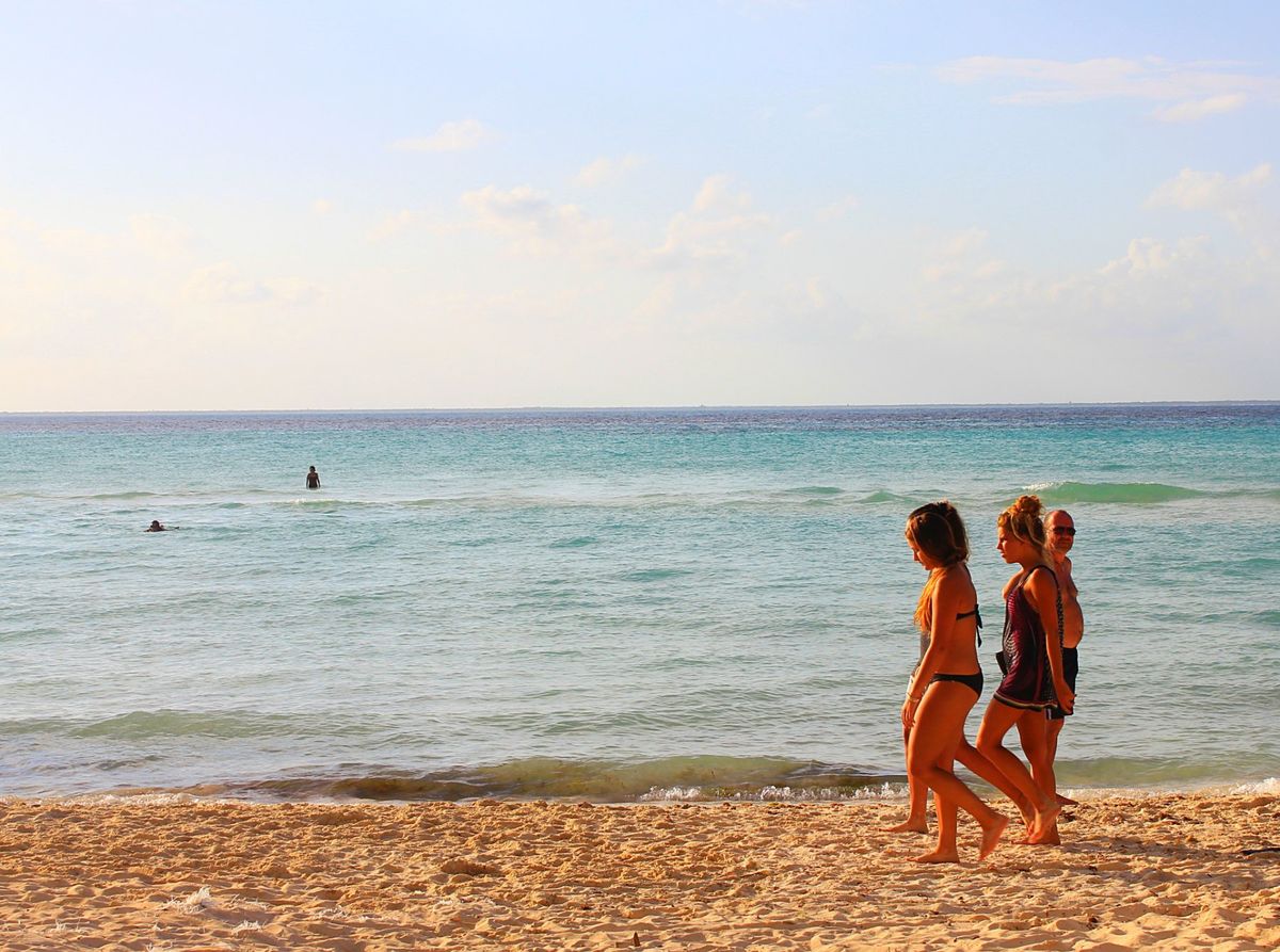 カンクンから日帰りで訪れたイスラムへーレス
カンクンの海も青くて美しいです...