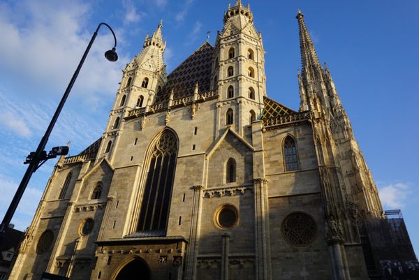 オーストリア「Europe Tour③」の写真：シュテファン大聖堂、
Cafe satc...