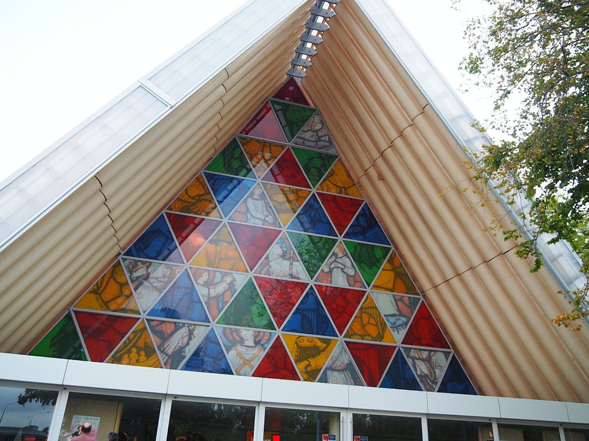 クライストチャーチ
2011年に発生した地震で損壊した大聖堂、一日も早い復...