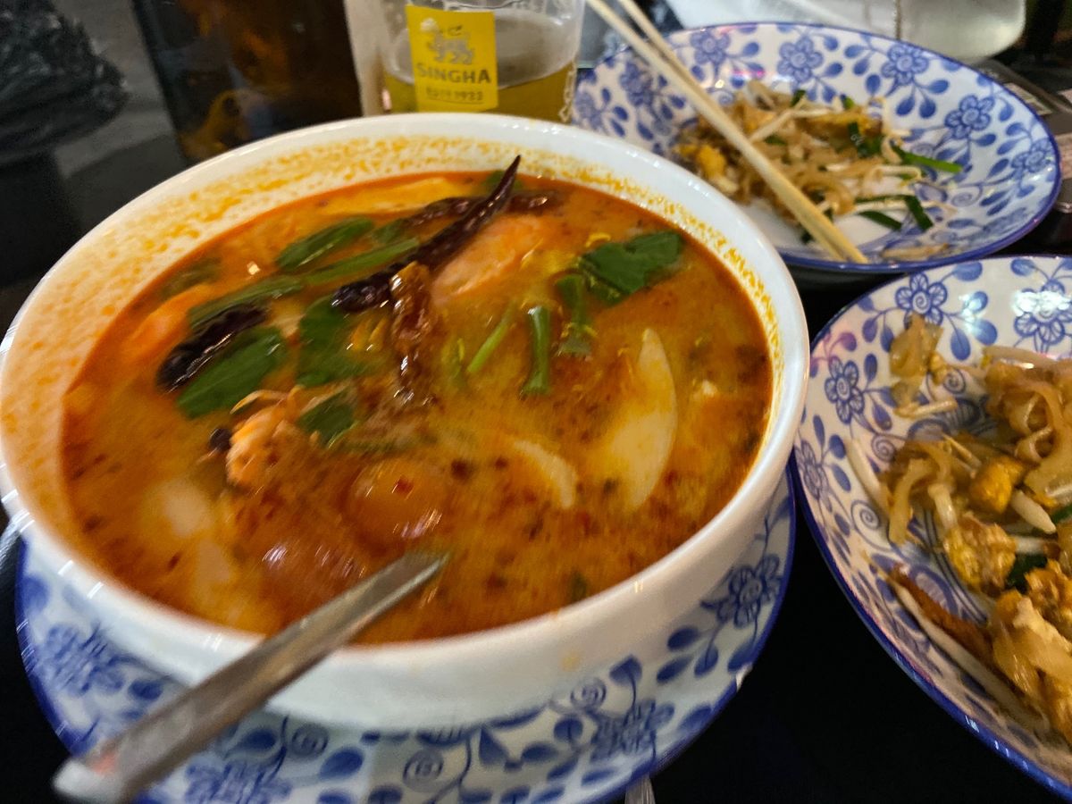 短い旅だったので色んなものはたべてないですが、パッタイ、トムヤムクン、マッ...