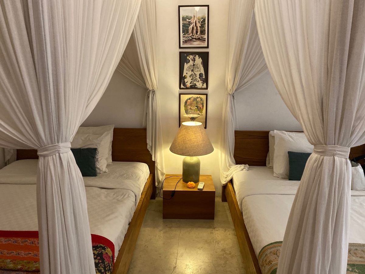 今回泊まったヴィラですスミニャックの中心地です