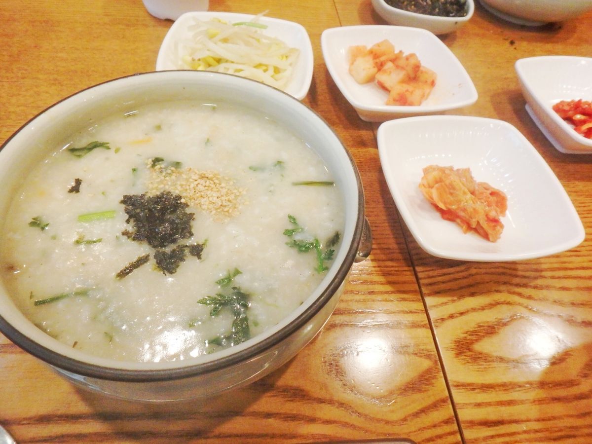 韓国料理おいしい。タッカルビ、粥、サムギョプサル
アイスはかわいい。