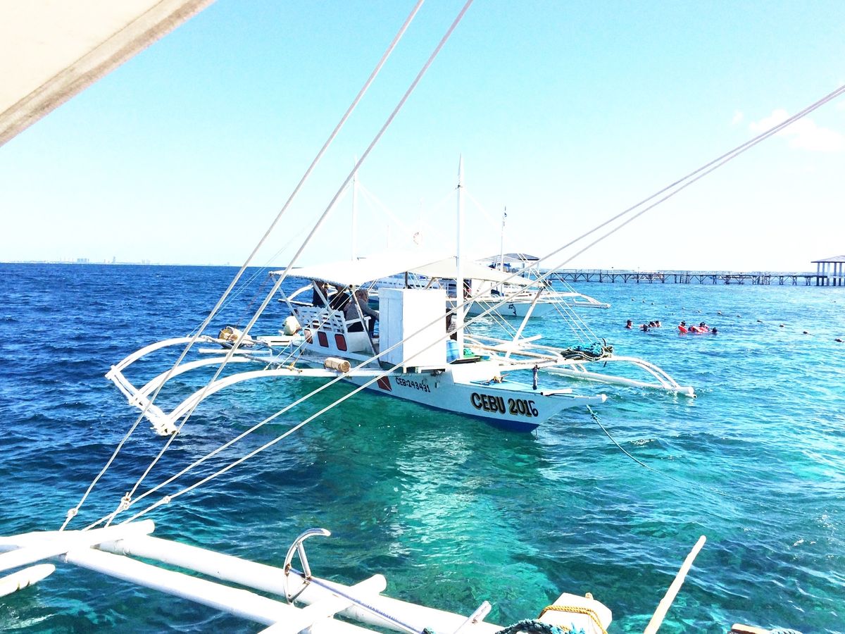 シュノーケル。もう本当に海がびっくりするほど綺麗で。