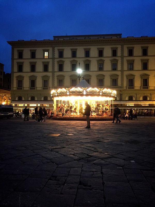イタリア・ローマ「イタリー🍝」の写真：このマックでオレンジジュース頼んだのに、...