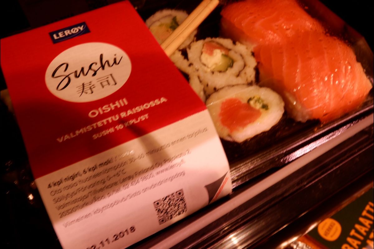 デパ地下のスーパーすらデザインが素敵✨