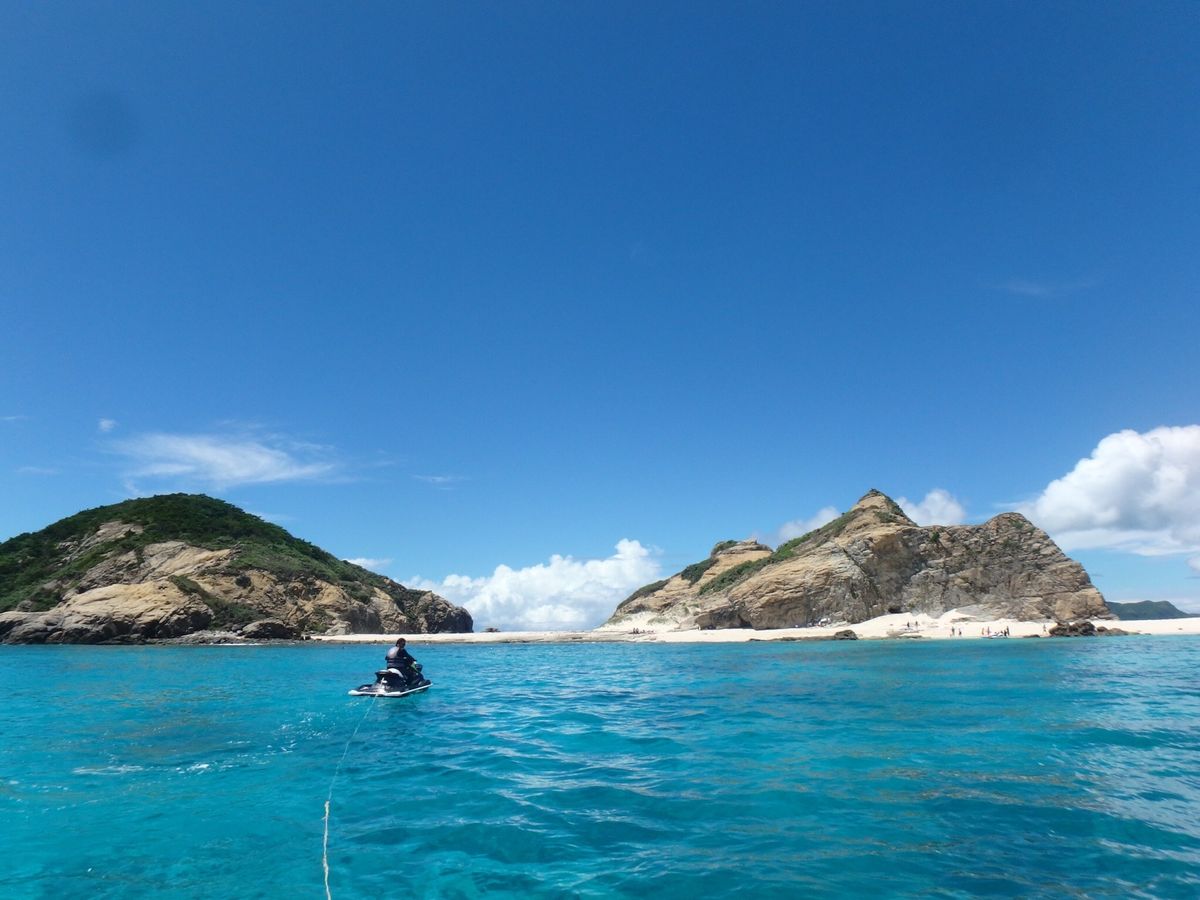 渡嘉敷島。慶良間ブルーほんとにきれかった！！天気にもめぐまれました。
