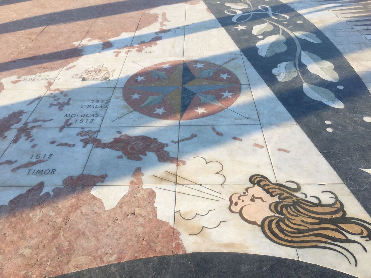 発見のモニュメント