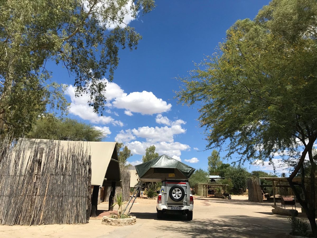 ホセア・クタコ空港からウィントフックの中心地まで
タクシー一択でしたな

...