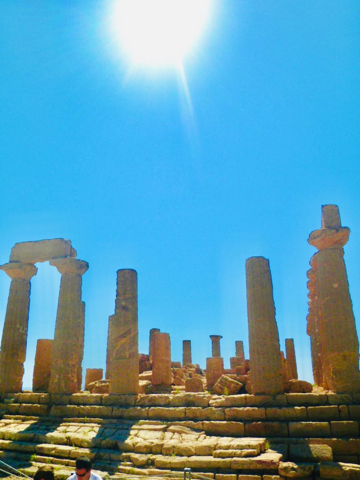 アグリジェント遺跡は岩好きにはたまらない場所✨大興奮の場所です。