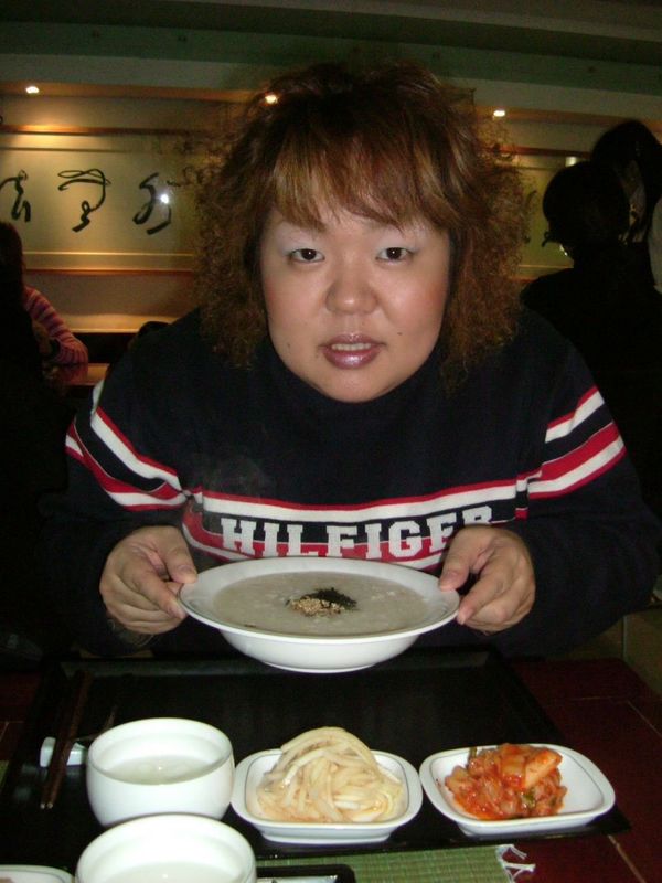 大韓民国 (韓国)・Seoul「ソウル旅行」の写真：朝ごはんのアワビのお粥＠薬泉