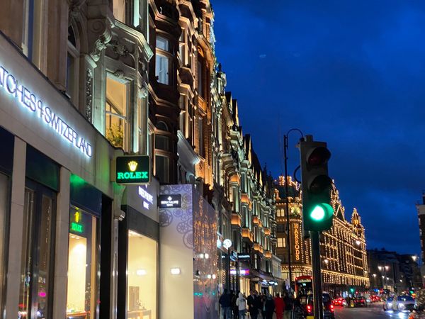 イギリス(英国)「London Paris」の写真