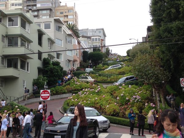 アメリカ(米国)・ホノルル「第2の故郷」の写真：ロデオストリート