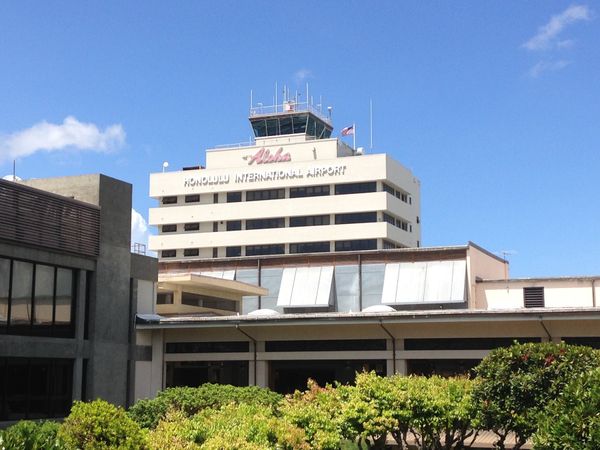 アメリカ(米国)・ホノルル「第2の故郷」の写真：ホノルルの空港で、今はなきノースウエスト...