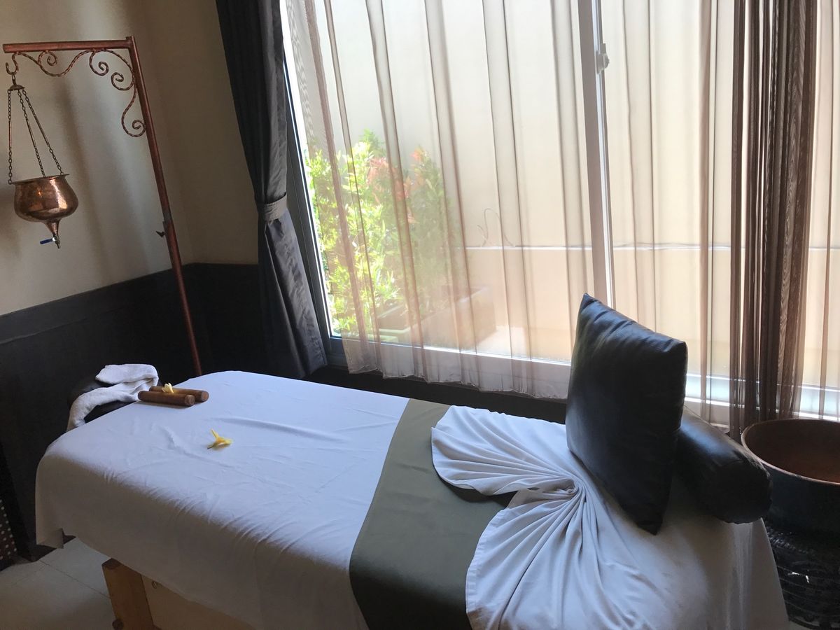 フランジパニで5時間半のエステコース。
ここ、前年度にも行ってるところ。
...