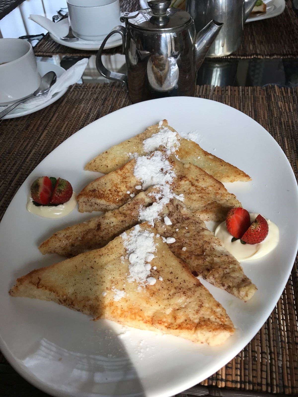 フランジパニで5時間半のエステコース。
ここ、前年度にも行ってるところ。
...