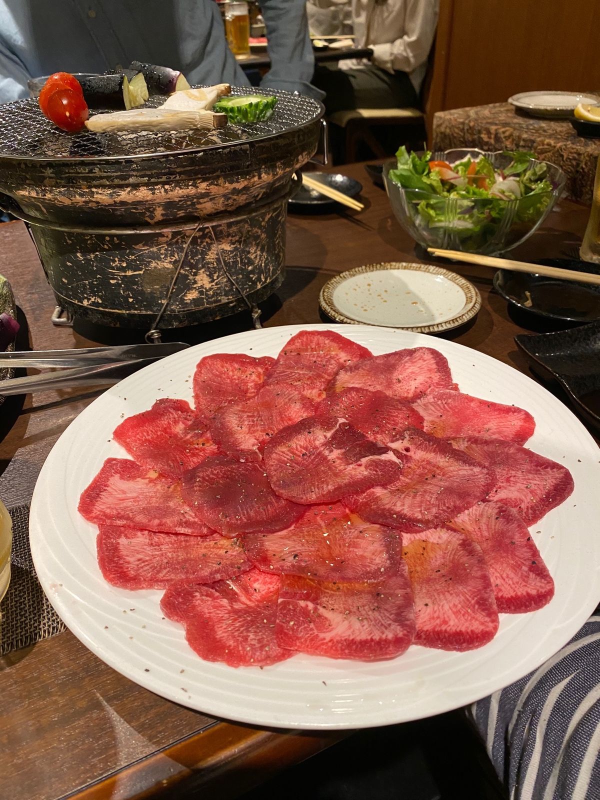 『島うし』にて夕食。お店貸切。
