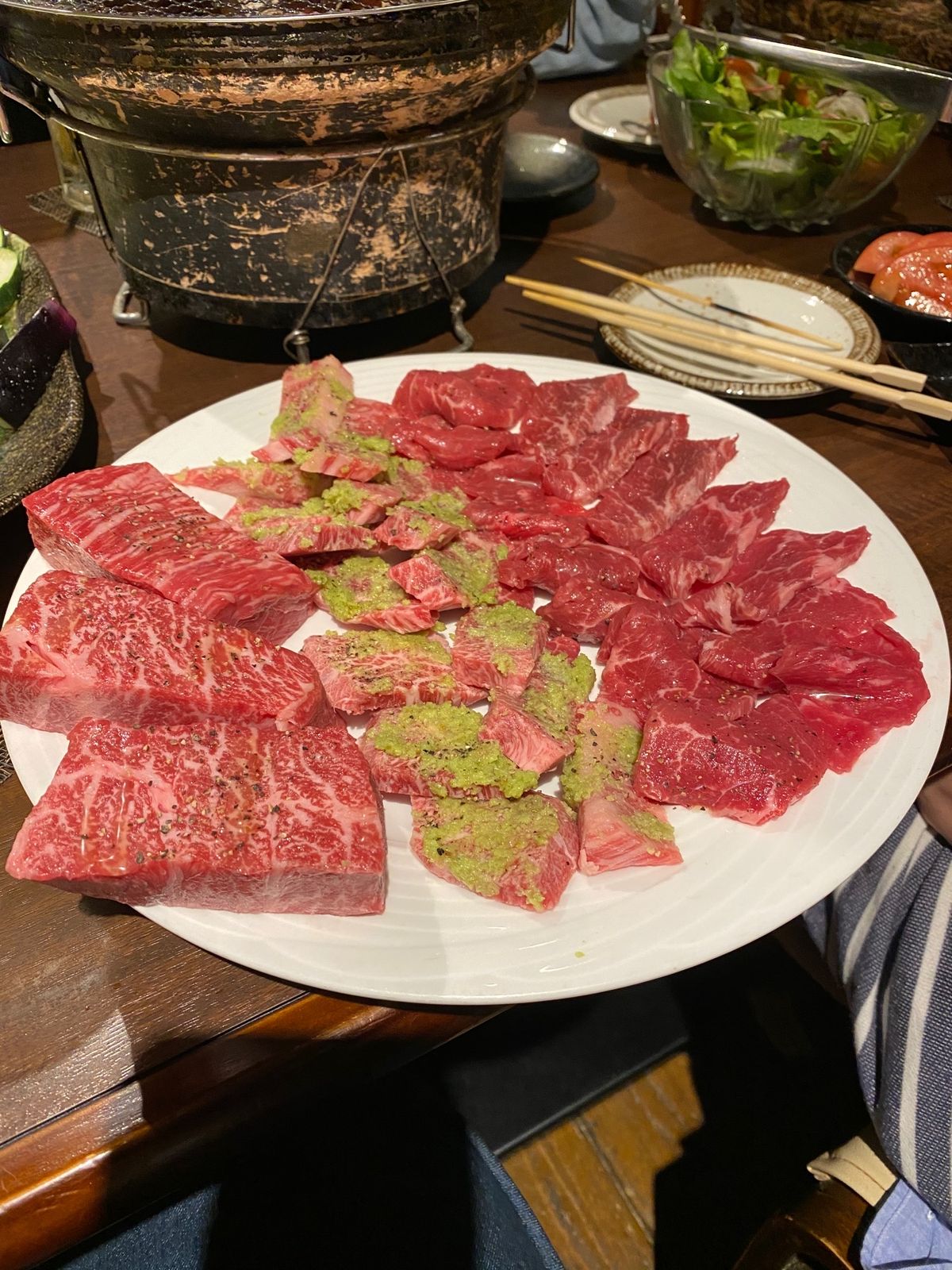 『島うし』にて夕食。お店貸切。