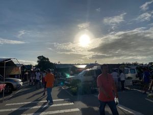 2日目の朝は朝市へ！このフィリピン粥がどちゃくそ美味しいんだなぁ〜いつでも...